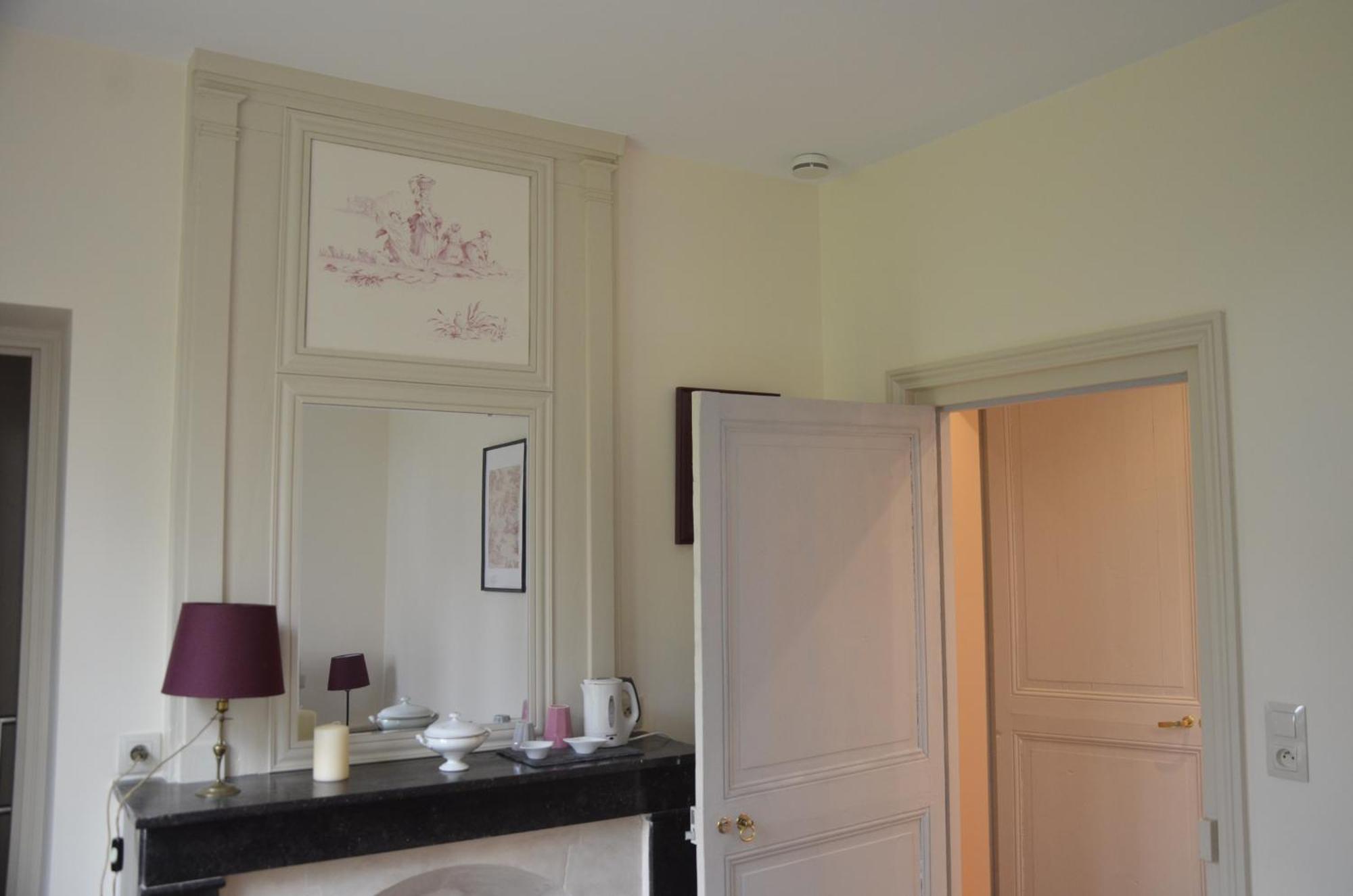 Le Gite Du Bas Manoir Bretteville-sur-Odon Eksteriør billede